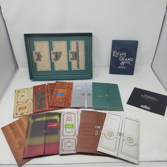 Escape From Grand Hotel Mystery Interactive Family Fun Puzzle Board Game Murder - Picture 12 of 12